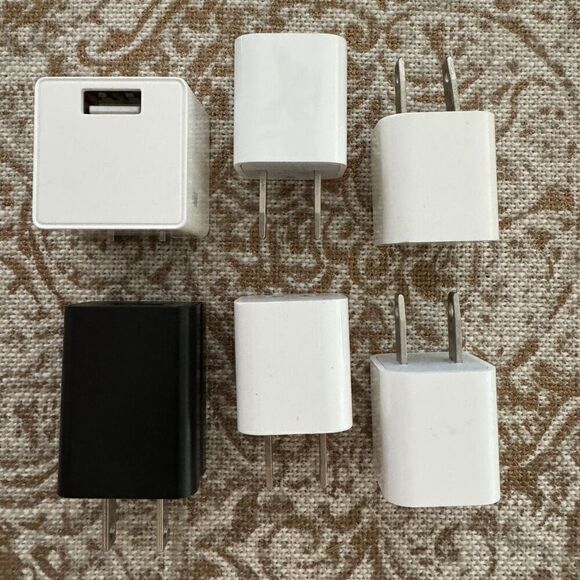 Apple USB Charging Adapters - Lot of 6 - Picture 6 of 6